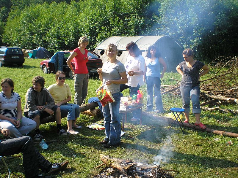 biwak08_37.JPG - Ilonka, jak zwykle, uśmiechnięta