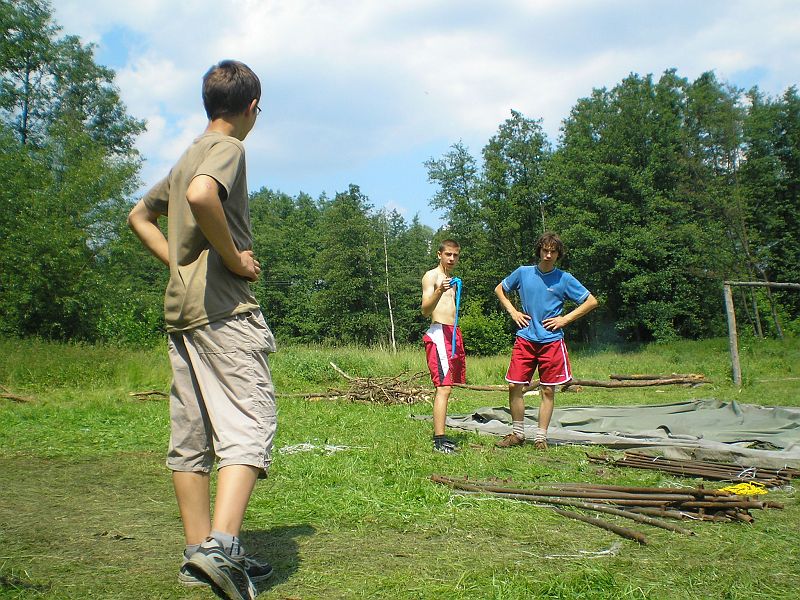 biwak08_49.JPG - To już prawie wszystko posprzątane